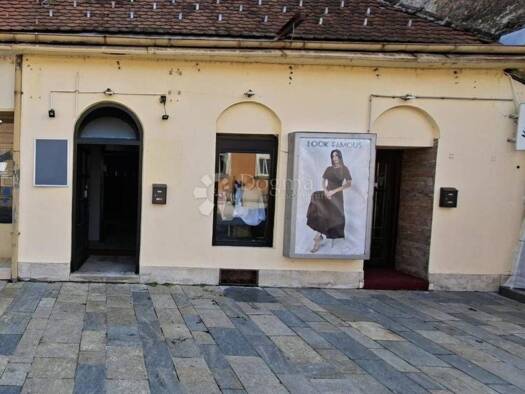 Büro zum Kauf 500.000 € 4 Zimmer Centar, Sisak Sisak