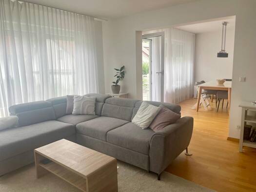 Wohnung zur Miete 1.400 € 4 Zimmer 115 m² Geschoss 1/3 frei ab sofort Sontheim Heilbronn 74081