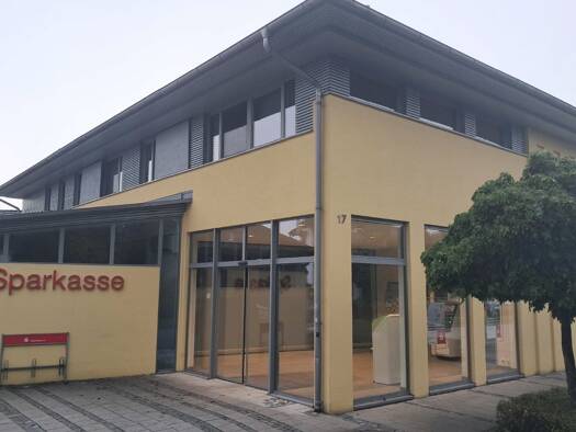 Wohnung zur Miete 691 € 2 Zimmer 61,1 m² 1. Geschoss frei ab sofort Willinger Straße 17 Willing Bad Aibling 83043