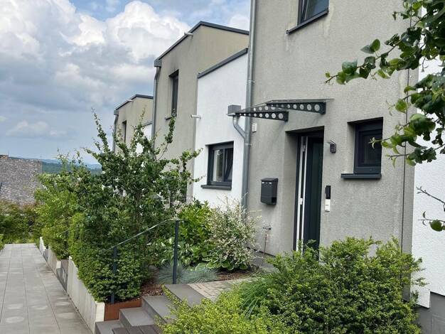 Reihenmittelhaus zum Kauf 4 Zimmer 131,1 m² 260 m² Grundstück Naurod Wiesbaden 65207