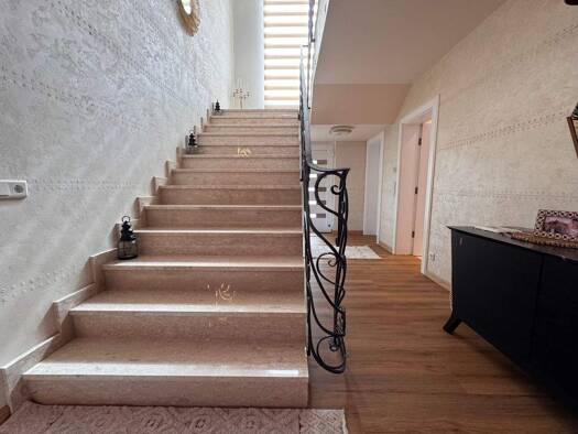 Villa zum Kauf 6 Zimmer 275 m² 740 m² Grundstück Bohnenweg 8 Johannisthal Berlin 12487