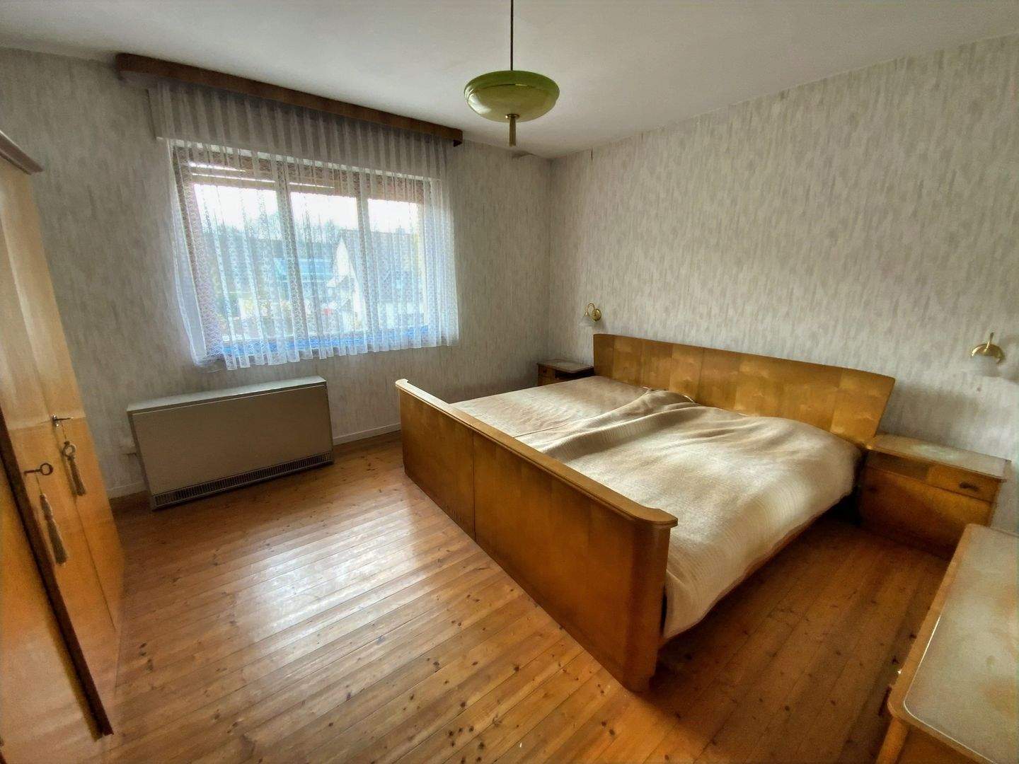 Immobilie in Wiltingen - Freistehendes Einfamilienhaus mit Ausbaumöglichkeit in Wiltingen! - Bild 3