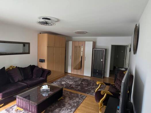 Wohnung zur Miete 588 € 1 Zimmer 42 m² 3. Geschoss frei ab 01.11.2026 St Johannis Nürnberg 90419