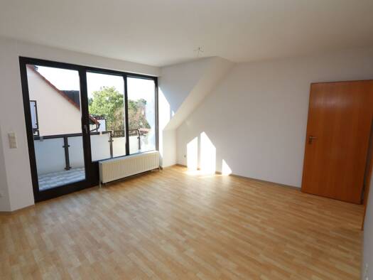 Wohnung zur Miete 750 € 4 Zimmer 82,8 m² Geschoss 3/4 frei ab sofort Altenberg Oberasbach 90522