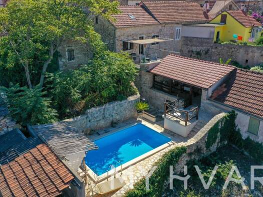 Villa zum Kauf 849.000 € 4 Zimmer 360 m² Stari Grad 21460