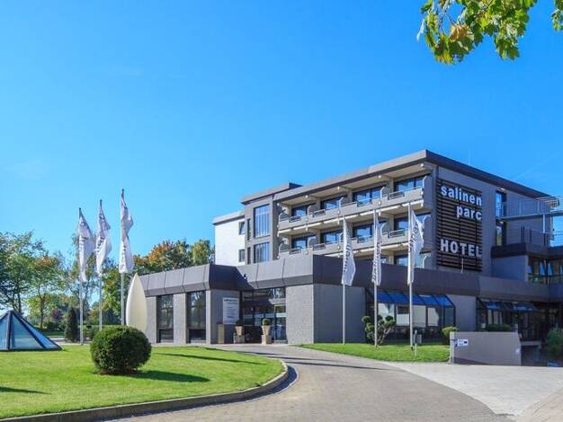 Studio zur Miete 880 € 2 Zimmer 80 m² 3. Geschoss frei ab sofort Bad Westernkotten Erwitte 59597