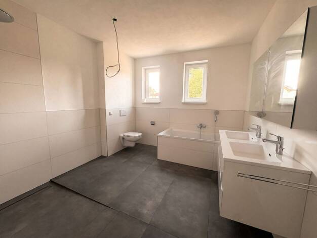 Wohnung zur Miete - Erstbezug 1.190 € 3 Zimmer 95,3 m² EG frei ab 01.09.2026 Jockgrim 76751