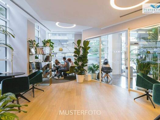 Büro zum Kauf 5 Zimmer Oberndorf in Tirol 6372