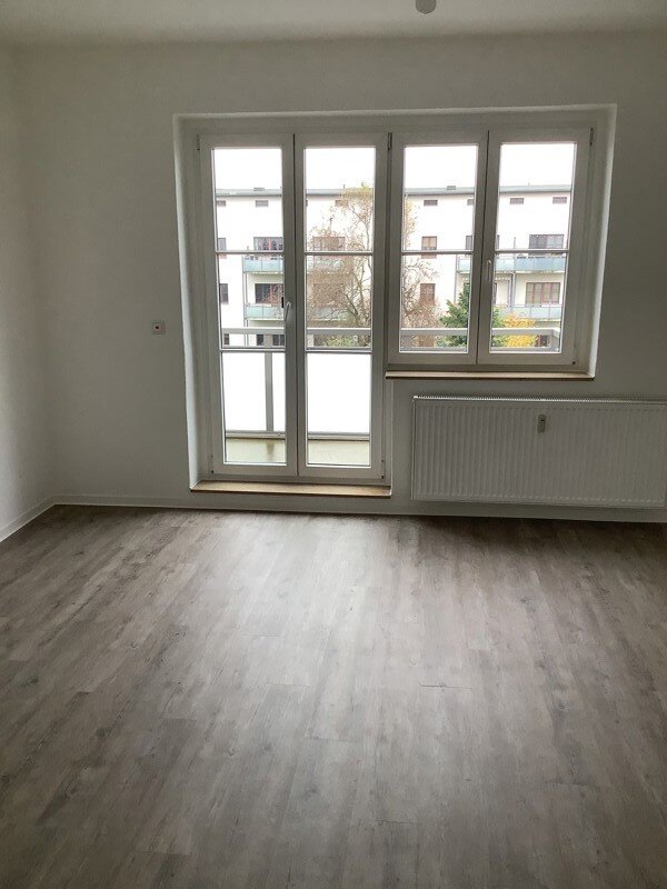 Wohnung zur Miete 353 € 2 Zimmer 55,2 m²<br/>Wohnfläche 2.<br/>Geschoss 22.11.2024<br/>Verfügbarkeit Bennigsenstr. 7 Siedlung Cracau Magdeburg 39114