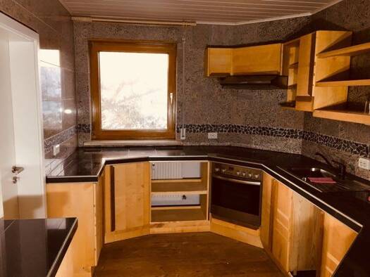 WG-Zimmer zur Miete 995 € 4,5 Zimmer 130 m² Geschoss 1/2 frei ab sofort Thalham Landau an der Isar 94405