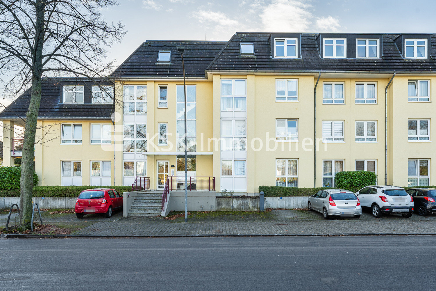 Wohnung zum Kauf 129.000 € 2 Zimmer 52 m²<br/>Wohnfläche 1.<br/>Geschoss Kerpen Kerpen 50171