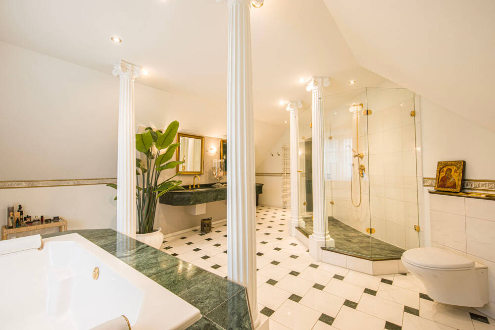 Property thumbnail 14