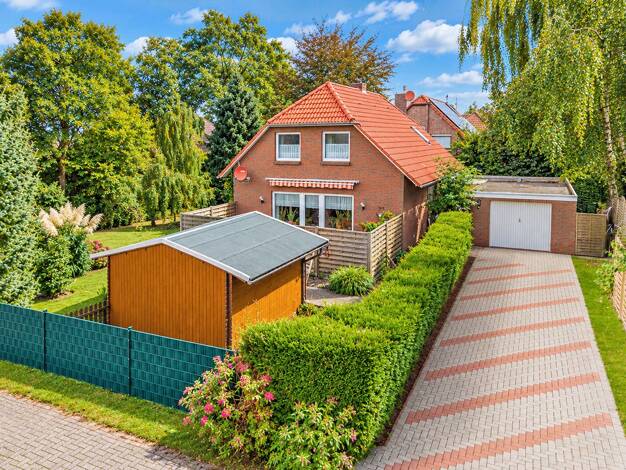 Einfamilienhaus zum Kauf 245.000 € 4 Zimmer 110 m² 678 m² Grundstück Hage Hage 26524