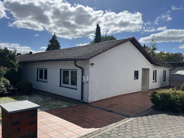 Bungalow zum Kauf provisionsfrei 329.000 € 4 Zimmer 140 m² 850 m² Grundstück Muschenheim Lich 35423