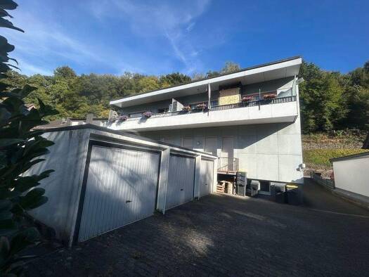 Haus zum Kauf 259.000 € 338 m² 595 m² Grundstück frei ab sofort Werdohl 58791