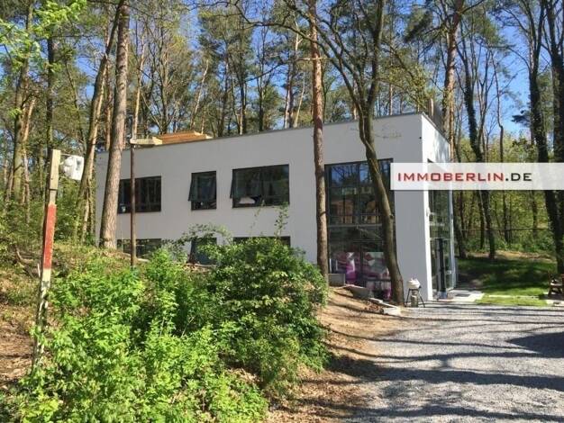 Haus zum Kauf 999.000 € 5 Zimmer 200 m² 650 m² Grundstück frei ab sofort Berlin 13503