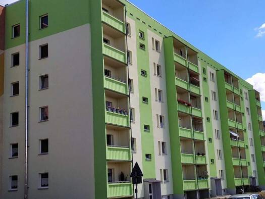 Wohnung zur Miete 390 € 4 Zimmer 77 m² EG frei ab sofort Nikopoler Str.8 Zeithain 01619