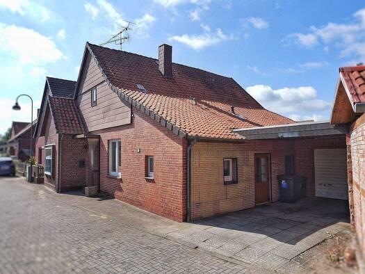 Einfamilienhaus zum Kauf 98.900 € 5 Zimmer 175 m² 354 m² Grundstück frei ab sofort Im Ohr 5 Rehburg Rehburg-Loccum 31547