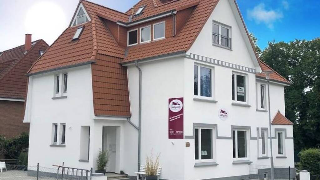 Außenstellplatz zur Miete provisionsfrei 30 € Carl-Christ-Straße 7 Buxtehude 21614