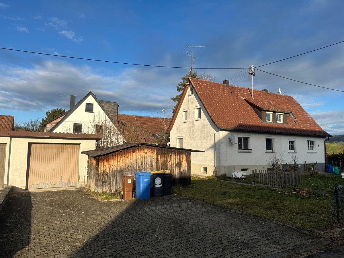 Doppelhaushälfte zum Kauf 179.000 € 3 Zimmer 80 m²<br/>Wohnfläche 487 m²<br/>Grundstück Durchhausen 78591