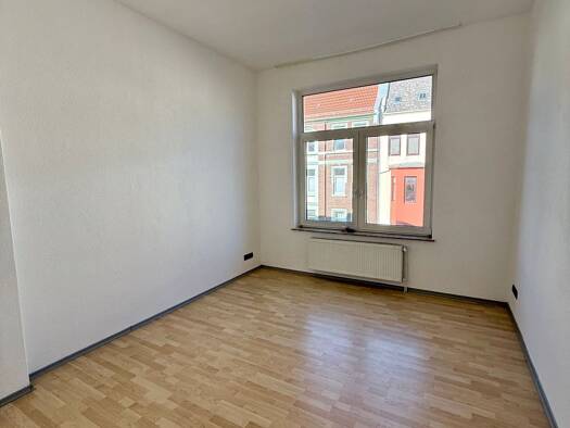 Wohnung zur Miete 620 € 3 Zimmer 81,9 m² Geschoss 3/4 frei ab 01.10.2026 Bürgermeister-Smidt-Straße 206 Mitte Mitte 27568