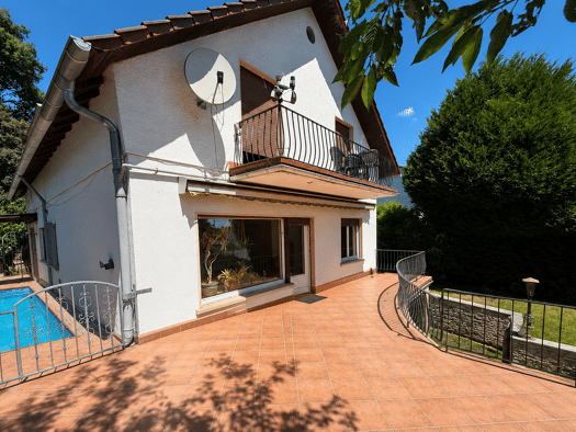 Einfamilienhaus zum Kauf 795.000 € 7 Zimmer 205 m² 711 m² Grundstück frei ab sofort Neuenhain Bad Soden 65812