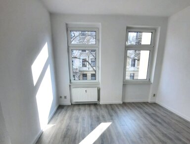 Wohnung zur Miete 372 € 2 Zimmer 62 m² 1. Geschoss frei ab sofort Fichtestr. 38 Fichtestraße / Ambrosiusplatz Magdeburg 39112