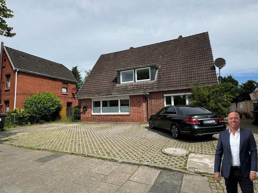 Haus zum Kauf 286.000 € 7 Zimmer 208 m²<br/>Wohnfläche 700 m²<br/>Grundstück Fockbeker Chaussee 18 Rotenhof Rendsburg 24768