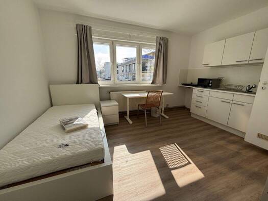 Wohnung zur Miete 470 € 1 Zimmer 20 m² frei ab sofort Friedrichshafen Friedrichshafen 88045