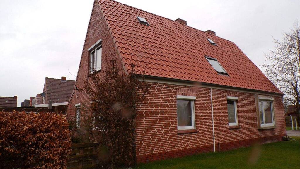 Einfamilienhaus zum Kauf 239.000 € 6 Zimmer 138 m² 870 m² Grundstück Hinte 26759