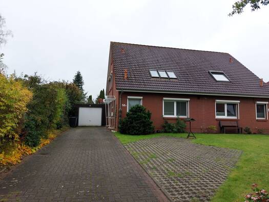 Doppelhaushälfte zur Miete 900 € 4 Zimmer 107 m² 320 m² Grundstück frei ab 01.10.2026 Uttel Wittmund 26409