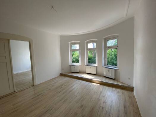 Studio zur Miete 475 € 5 Zimmer 105,5 m² 1. Geschoss Ernst-Thälmann-Str. 49 Mylau 08499
