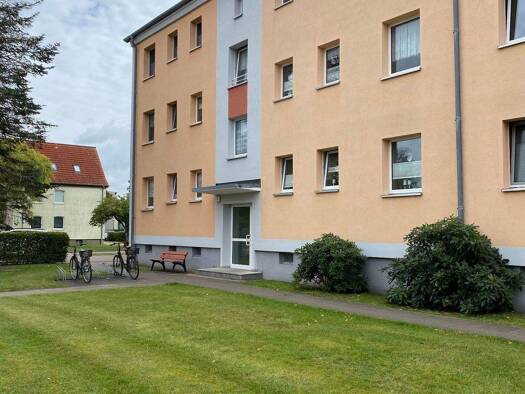 Wohnung zur Miete 368 € 2,5 Zimmer 59,3 m² EG frei ab 01.03.2026 Herderweg 1 Hagenow 19230