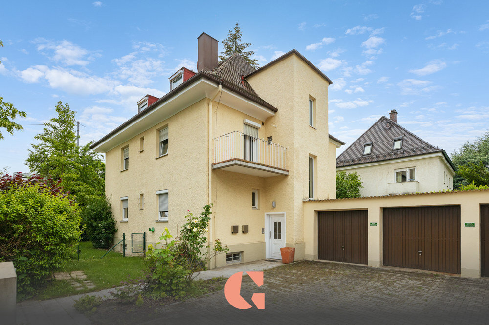 Mehrfamilienhaus zum Kauf 1.920.000 € 8,5 Zimmer 249 m²<br/>Wohnfläche 562 m²<br/>Grundstück Am Westbad München 80687