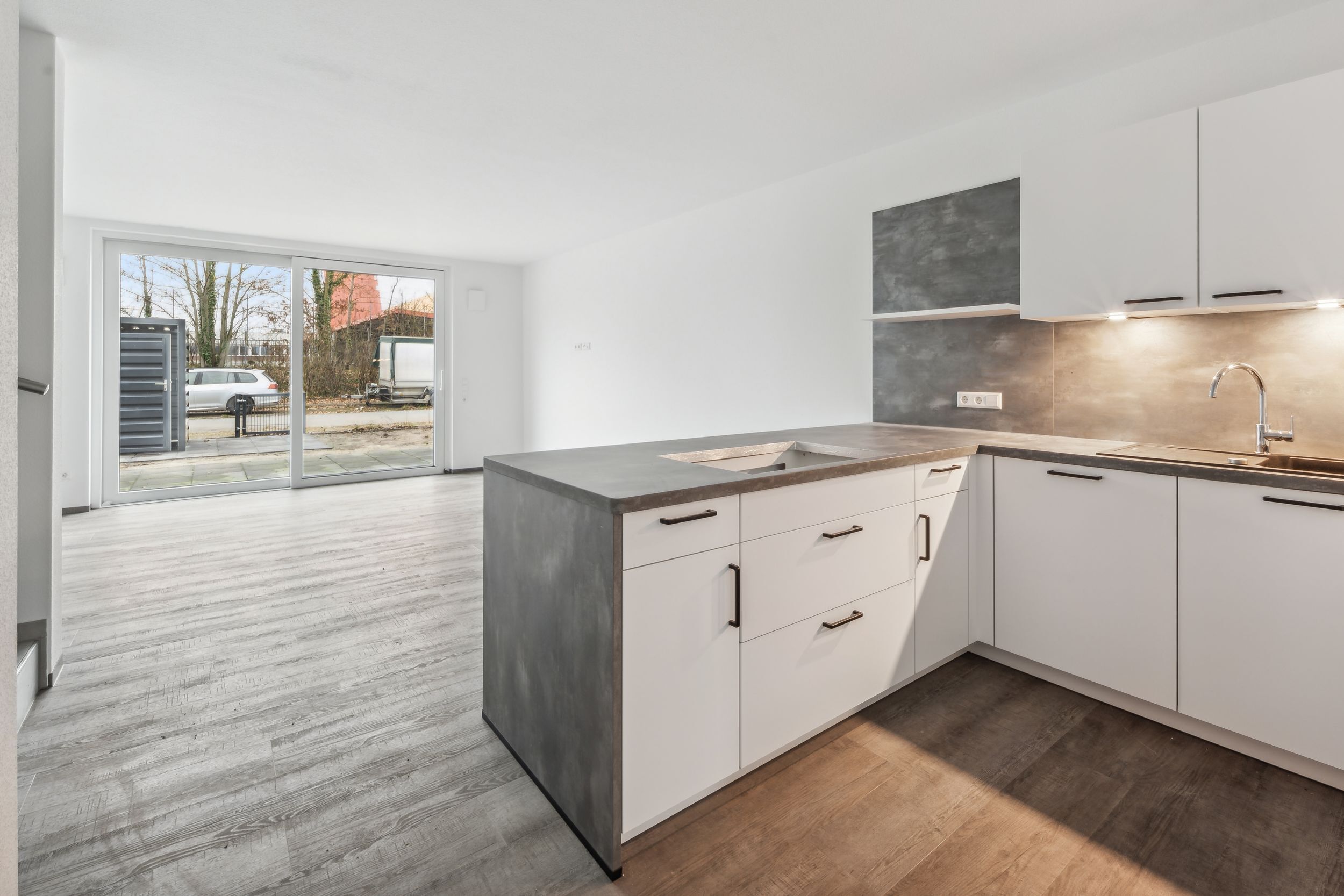 Wohnung zur Miete 1.699 € 4 Zimmer 125,2 m²<br/>Wohnfläche EG<br/>Geschoss 01.01.2025<br/>Verfügbarkeit Reiherstraße 219 Oslebshausen Bremen 28239