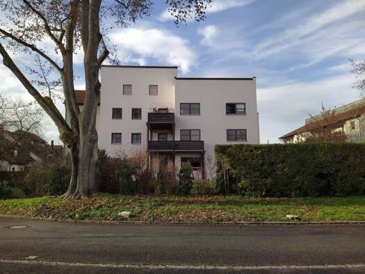 Wohnung zur Miete 860 € 3 Zimmer 90 m² Geschoss 1/2 frei ab 01.05.2026 Wendelstein 90530