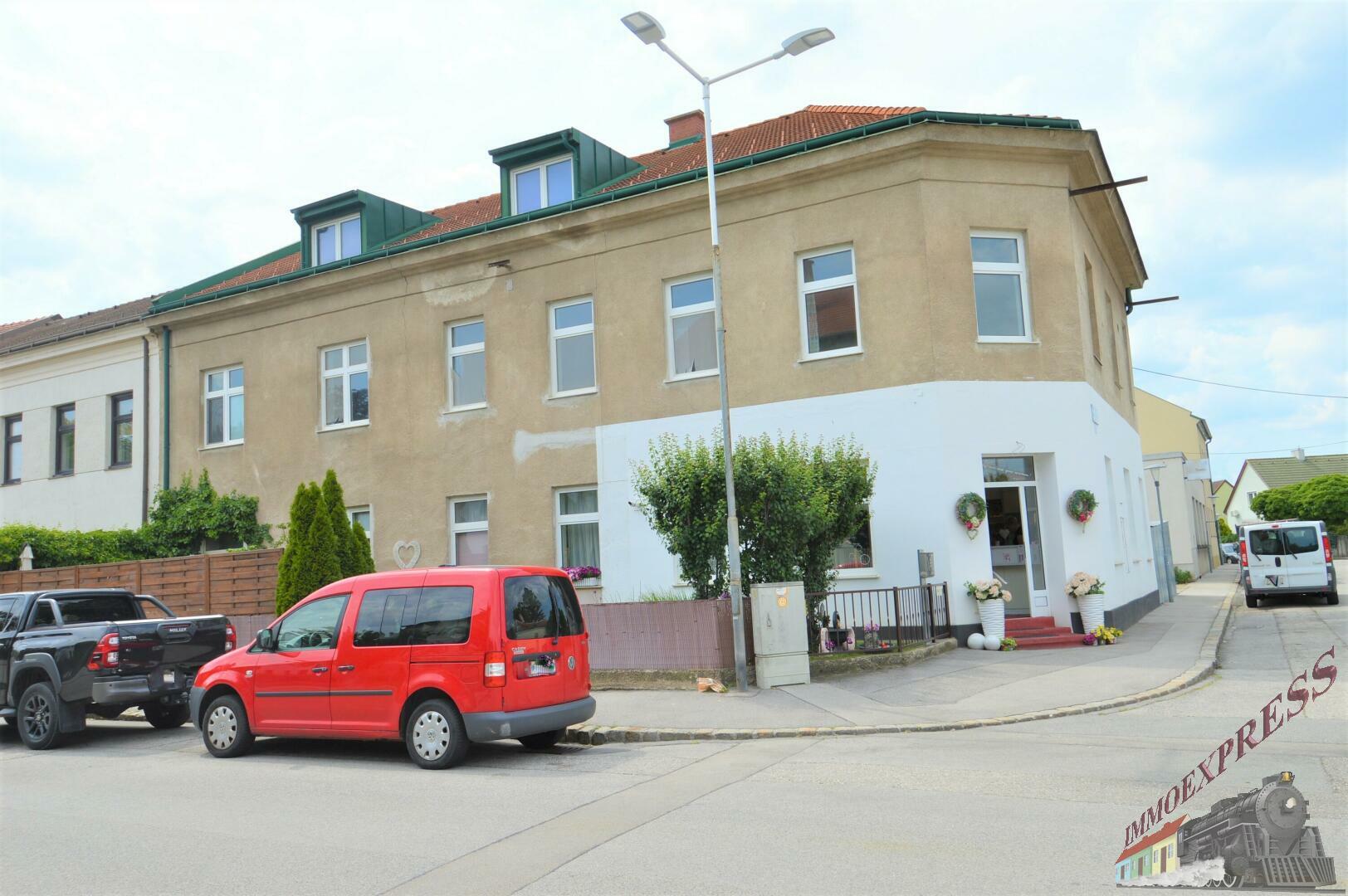 Immobilie zum Kauf als Kapitalanlage geeignet 980.000 € 18 Zimmer 900 m²<br/>Fläche 1.038 m²<br/>Grundstück Himberg 2325