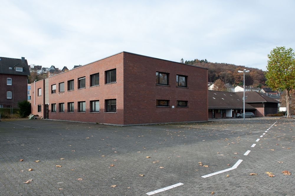 Bürofläche zur Miete provisionsfrei 2.000 € 6 Zimmer 220 m²<br/>Bürofläche Friedrich-Wilhelm-Str. 115 B (Alt-) Siegen - Lindenberg Siegen 57074