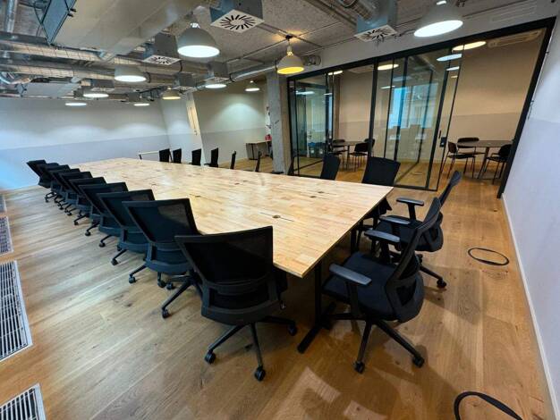 Bürofläche zur Miete provisionsfrei 12.000 € 90 m² Bürofläche Neue Rothofstr. Innenstadt Frankfurt am Main 60313