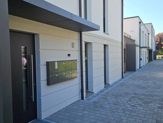 Terrassenwohnung zum Kauf - Erstbezug provisionsfrei 686.000 € 3 Zimmer 88 m² frei ab 01.12.2025 Bad Endorf 83093
