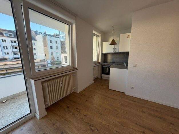 Studio zur Miete 464 € 1 Zimmer 25,8 m² 2. Geschoss frei ab 01.04.2026 Stresemannstraße 36 Stadtmitte Düsseldorf 40210