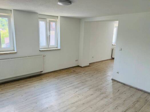 Wohnung zur Miete 960 € 4 Zimmer 80 m² Geschoss 1/3 frei ab sofort Lomersheim Mühlacker 75417