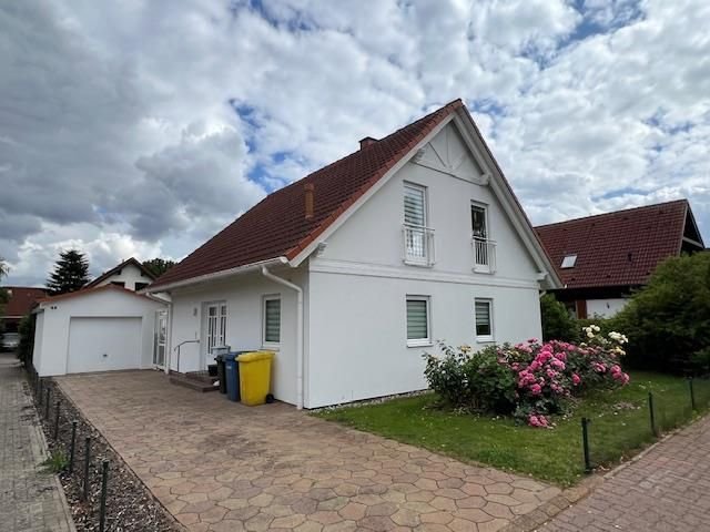 Einfamilienhaus zum Kauf 439.000 € 4 Zimmer 125 m²<br/>Wohnfläche 550 m²<br/>Grundstück ab sofort<br/>Verfügbarkeit Lichtenhagen Rostock 18107