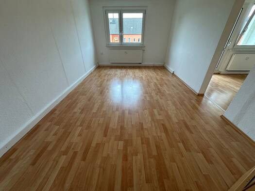 Wohnung zur Miete 580 € 5 Zimmer 100 m² 3. Geschoss Nestlerstraße 27 Reichenbrand Reichenbrand 09117