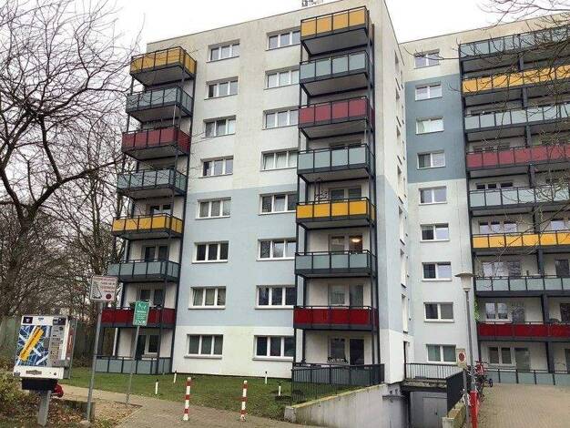 Wohnung zur Miete 652 € 2 Zimmer 59,9 m² 6. Geschoss frei ab 17.12.2025 Moorkamp 2 Wik Kiel 24106
