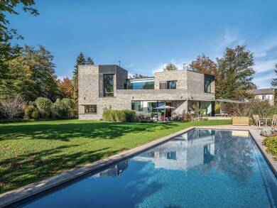 Villa zum Kauf 6 Zimmer 400 m² 1.530 m² Grundstück Gräfelfing Gräfelfing 82166