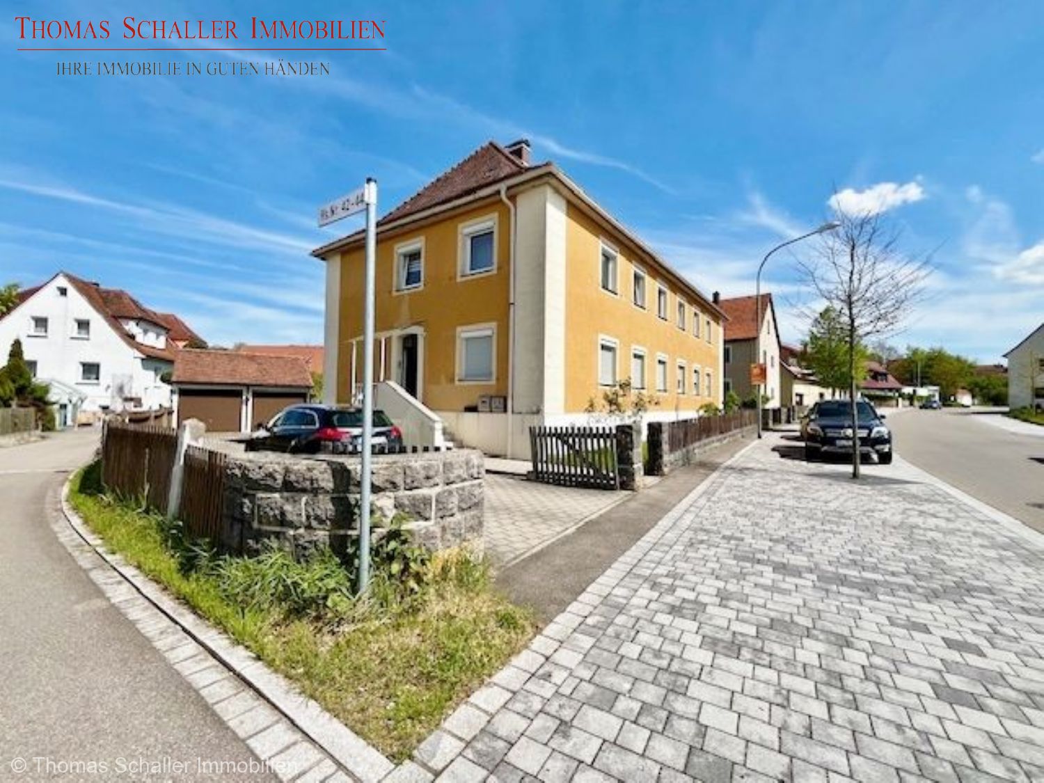 Mehrfamilienhaus zum Kauf 597.000 € 12 Zimmer 289 m²<br/>Wohnfläche 791 m²<br/>Grundstück Feuchtwangen Feuchtwangen 91555