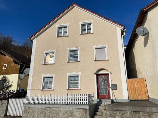 Einfamilienhaus zum Kauf 159.000 € 5 Zimmer 145 m² 702 m² Grundstück Schönberg 94513