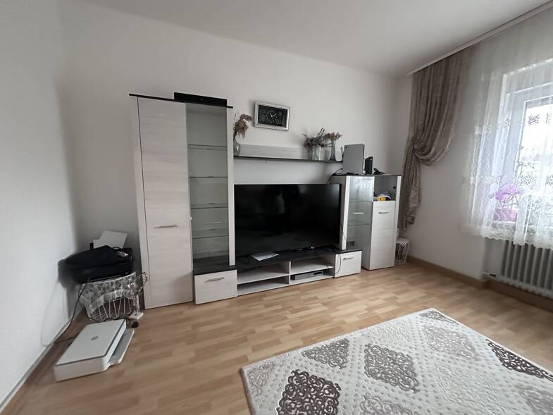 Wohnung zur Miete 980 € 4 Zimmer 122,6 m² 1. Geschoss frei ab 01.07.2025 Innenstadt Kaiserslautern 67655