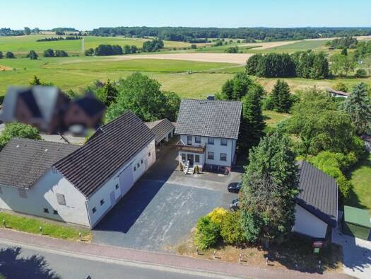Bauernhaus zum Kauf 428.000 € 5 Zimmer 140 m² 27.700 m² Grundstück Buchholz Buchholz (Westerwald) 53567